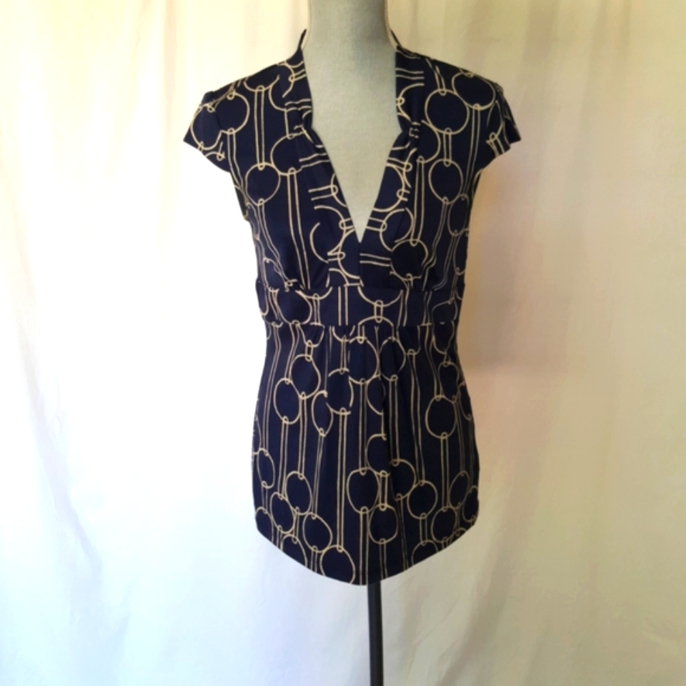 Trina Turk 10 Black With Design Top
